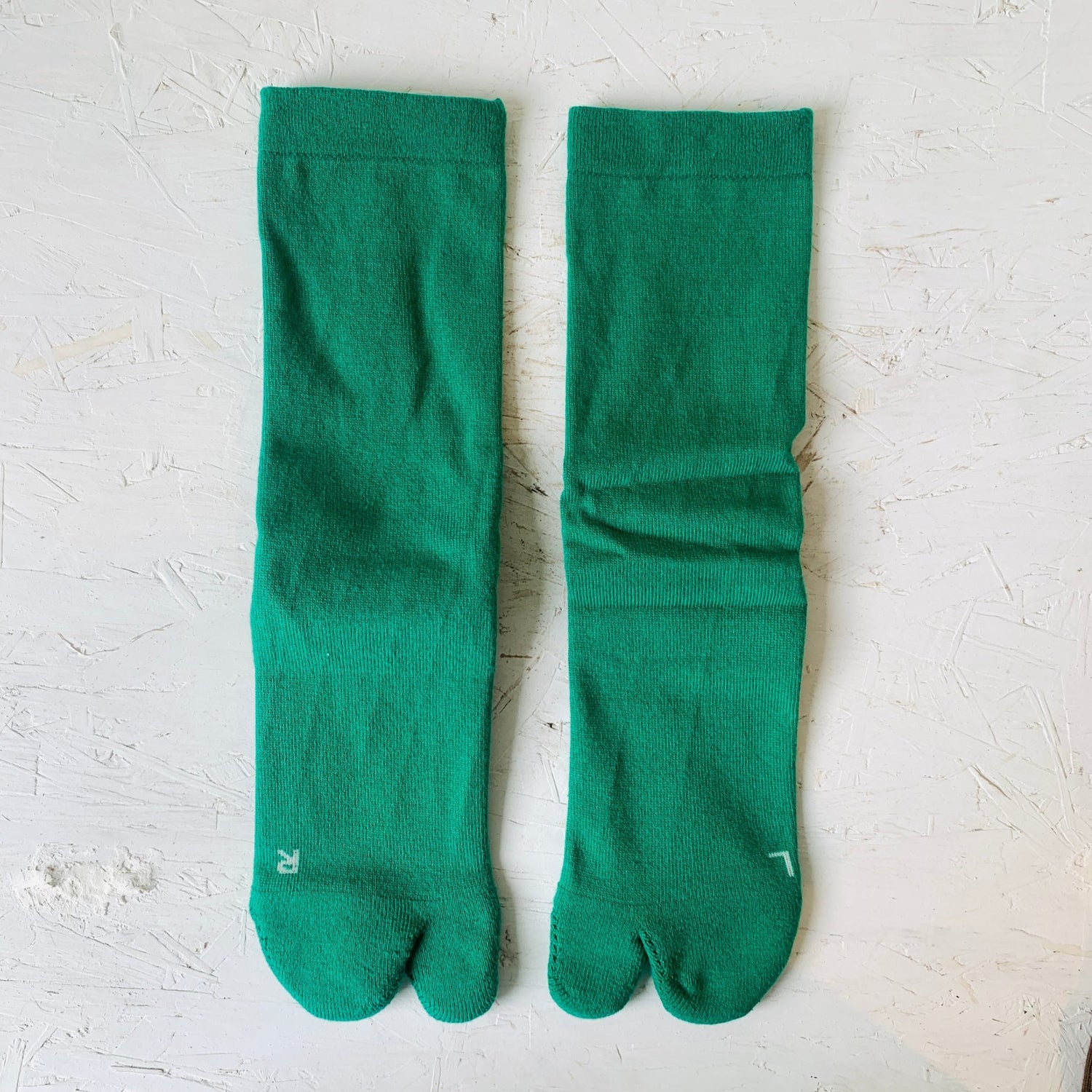 AMITABI Essential Tabi Socks - Taiko Co.Ltd - MIKAFleurHardgoods