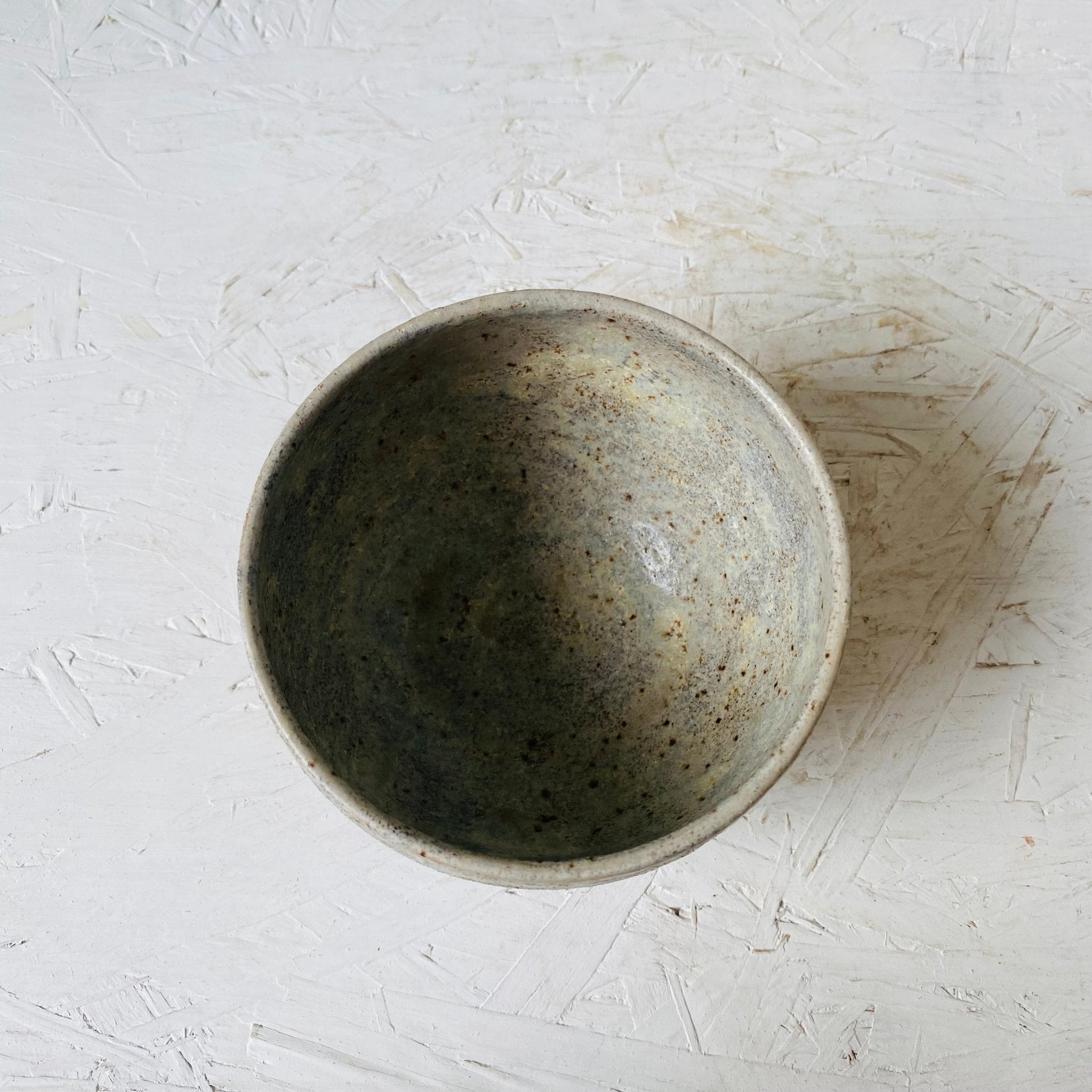 MIKA Original Handmade Matcha Bowl – Earth Brown &amp; Ash Grey - MIKAFleurHardgoods