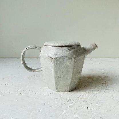 MIKA Original Handmade Teapot – Available in Two Sizes - MIKAFleurHardgoods