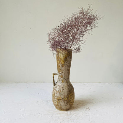 MIKA’S HANDMADE KOHIKI VASE - MIKAFleurHardgoods