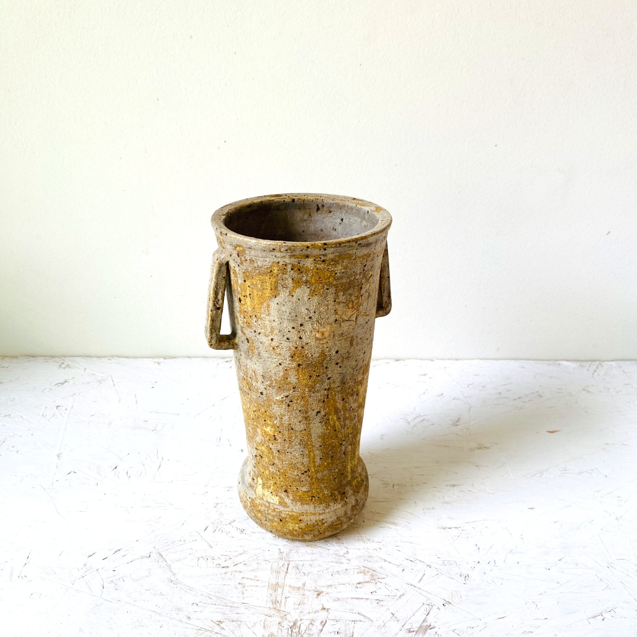 MIKA’S HANDMADE KOHIKI VASE - MIKAFleurHardgoods